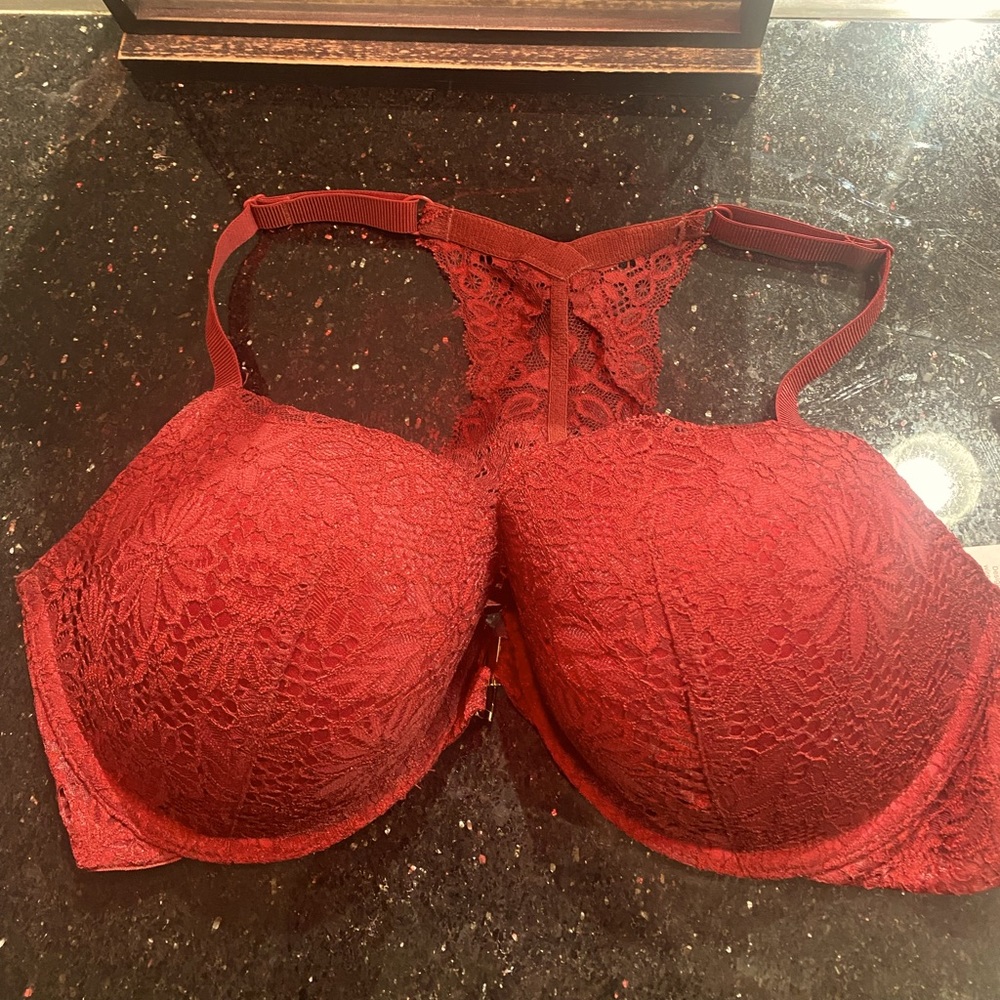 Auden’s Plunge Coverage Push-up Racerback bra size 40 D.